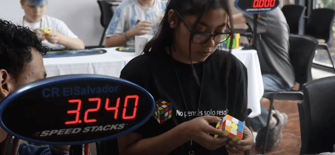 Timer Stackmat Pro en competencia