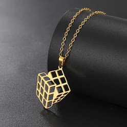 Cadena 3x3x3 dorada